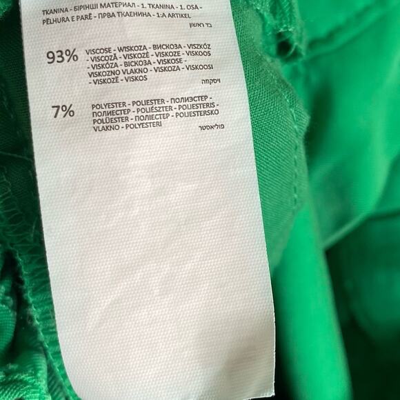 Reserved Eco Aware High Rise Paper Bag Belt Shorts Women’s US 4 Minimalist Green - Picture 10 of 12